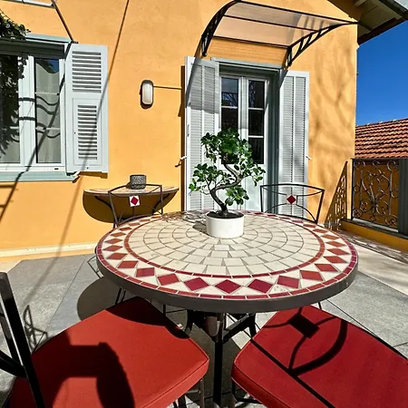 Tivoli Monaco: Renovated 2-bedroom With Terrace Near Monte Carlo Beausoleil