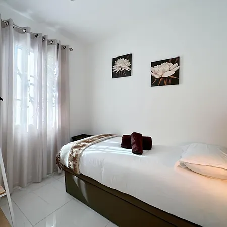 Tivoli Monaco: Renovated 2-bedroom With Terrace Near Monte Carlo * Beausoleil