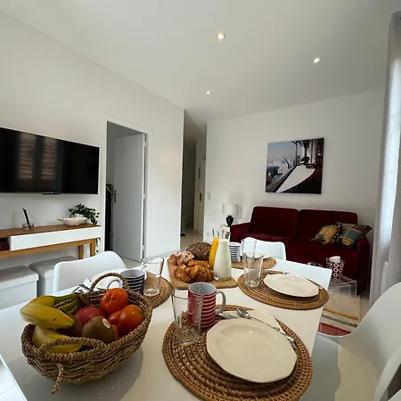 Apartment Tivoli Monaco: Renovated 2-bedroom With Terrace Near Monte Carlo Beausoleil